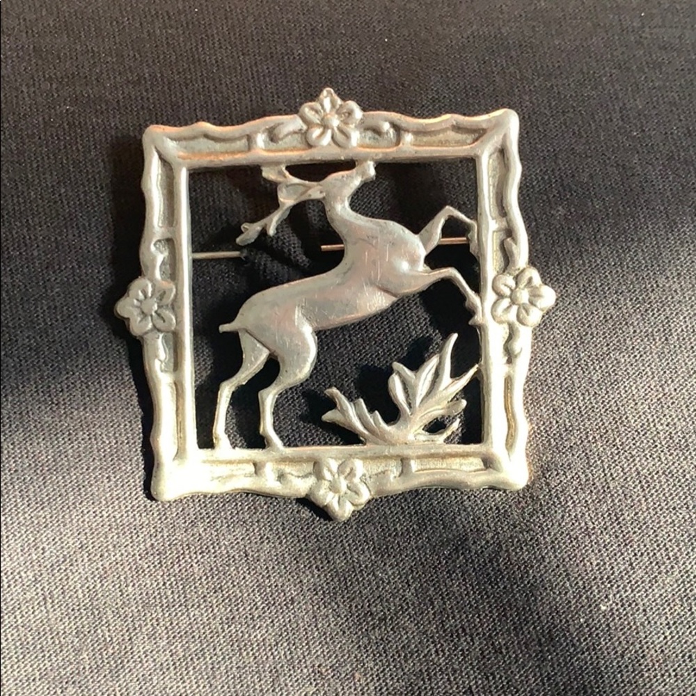 Adorable Deer Leaping Square Pin!